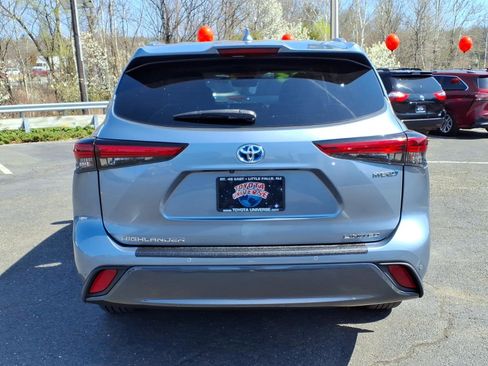 Used 2023 Toyota Highlander Limited image 5