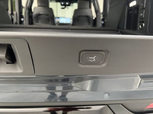 Used 2025 Ford Expedition Tremor AWD/4WD image 53