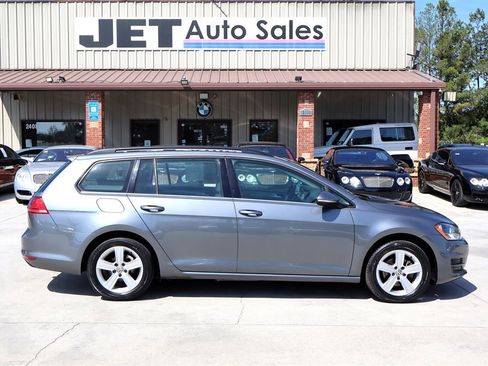 Used 2015 Volkswagen Golf TDI S FWD image 8