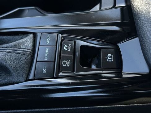 Certified 2025 Toyota Camry LE image 22