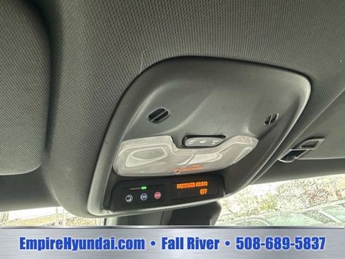 Used 2024 Chevrolet TrailBlazer RS w/ Driver Confidence Package AWD/4WD image 26