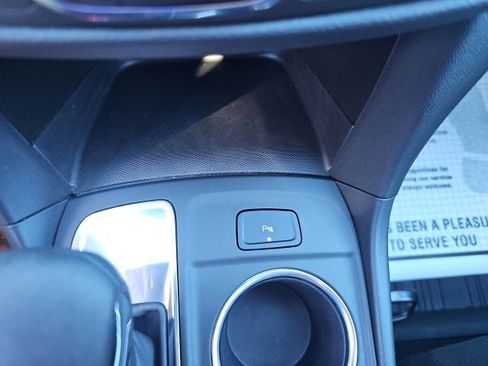 Used 2022 Chevrolet Equinox LT image 23