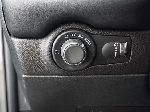 Used 2024 Dodge Durango GT AWD/4WD image 8