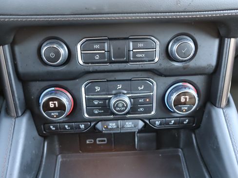 Used 2022 Chevrolet Tahoe High Country AWD/4WD image 30