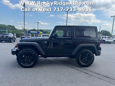Used 2016 Jeep Wrangler Sport AWD/4WD image 4