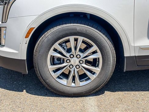 Used 2023 Cadillac XT5 Premium Luxury AWD/4WD image 4