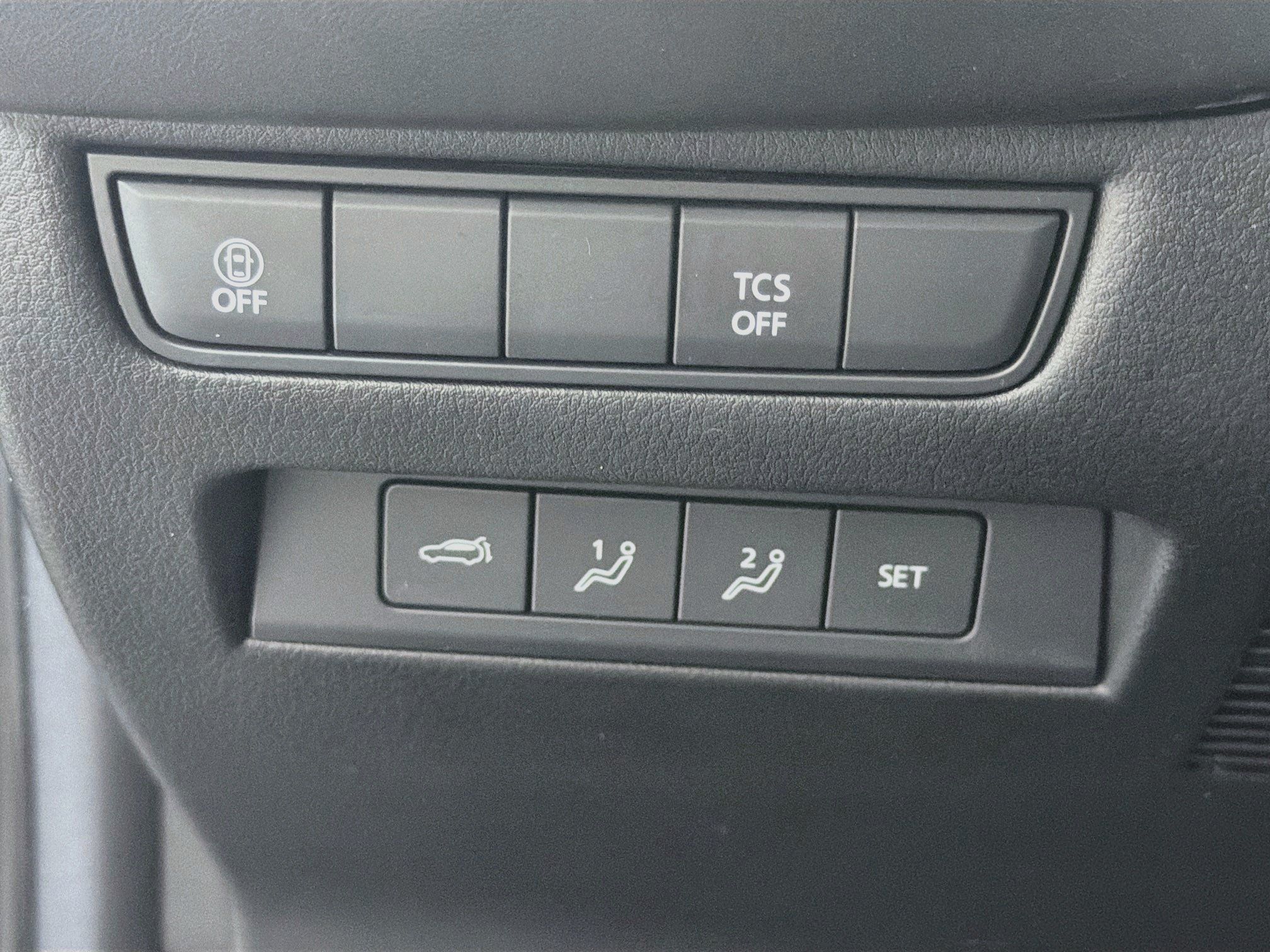 Used 2025 MAZDA CX-50 AWD 2.5 S w/ Premium Plus Pkg image 16