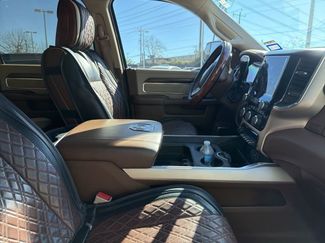 Used 2022 RAM 3500 Laramie video 2