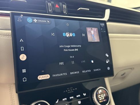 Certified 2026 Jaguar F-PACE R-Dynamic S AWD/4WD image 21