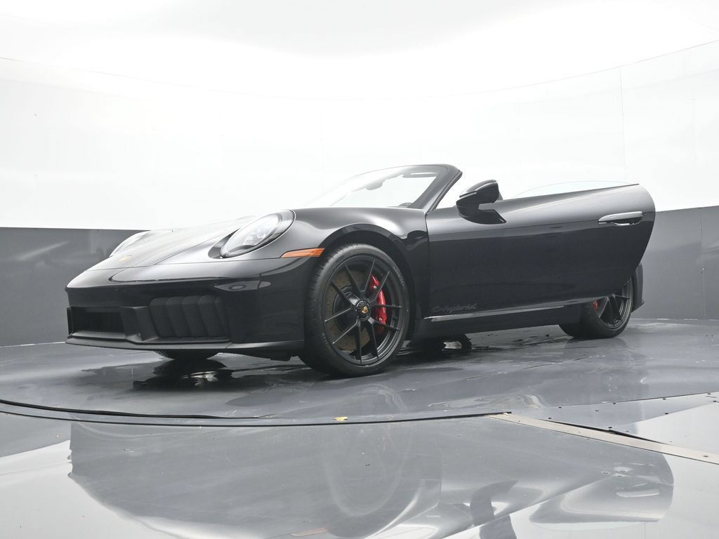 Certified 2026 Porsche 911 Carrera GTS RWD image 27