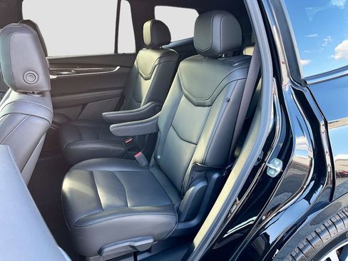 Used 2025 Cadillac XT6 Sport AWD/4WD image 26