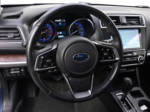 Used 2018 Subaru Outback 2.5i Limited AWD/4WD image 8