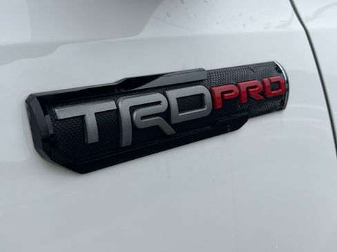 Used 2021 Toyota Tacoma TRD Pro AWD/4WD image 10