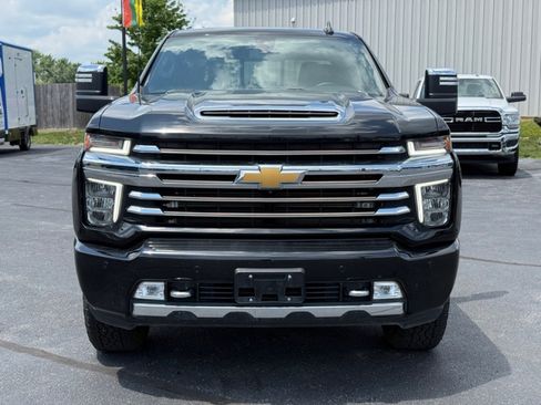 Used 2023 Chevrolet Silverado 3500 High Country w/ Safety Package II AWD/4WD image 3