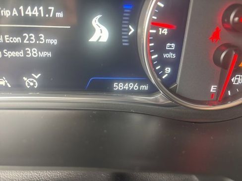 Used 2023 Chevrolet Traverse Premier w/ Redline Edition image 12