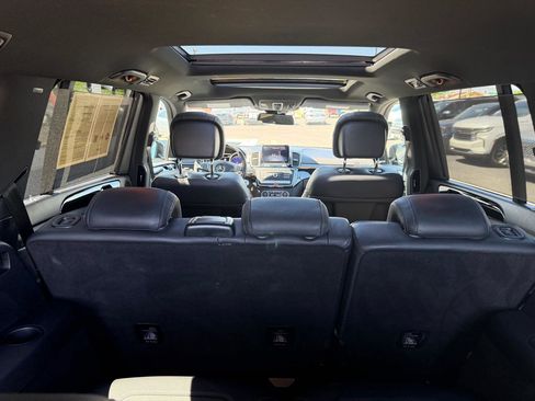 Used 2017 Mercedes-Benz GLS 550 4MATIC image 24