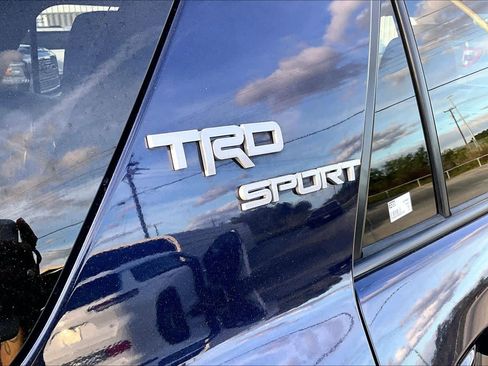 Used 2022 Toyota 4Runner TRD Sport w/ Technology Package image 10