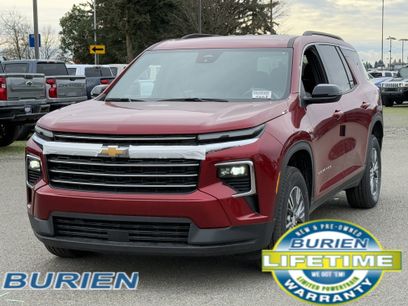 New 2025 Chevrolet Traverse LT