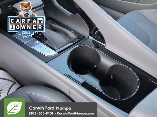 Used 2025 Hyundai Elantra SEL FWD image 18