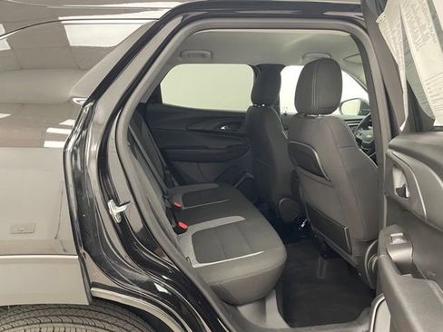 Used 2024 Chevrolet TrailBlazer LT AWD/4WD image 13