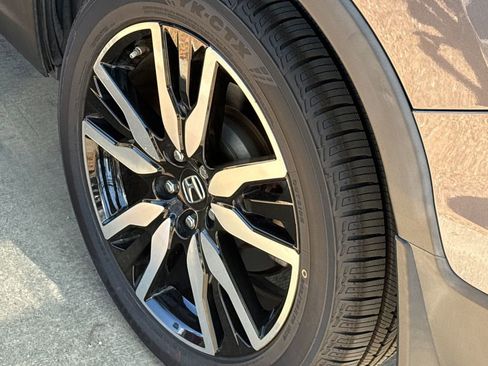 Used 2022 Honda Pilot Touring image 10