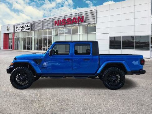 Used 2023 Jeep Gladiator Sport S image 4