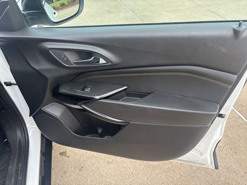 Used 2024 Chevrolet Trax ACTIV w/ Driver Confidence Package FWD image 38