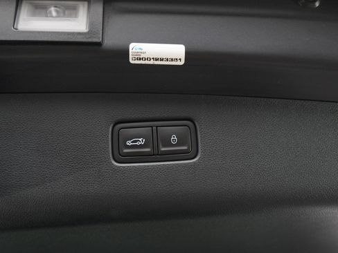 Used 2023 Genesis Electrified GV70 AWD/4WD image 17
