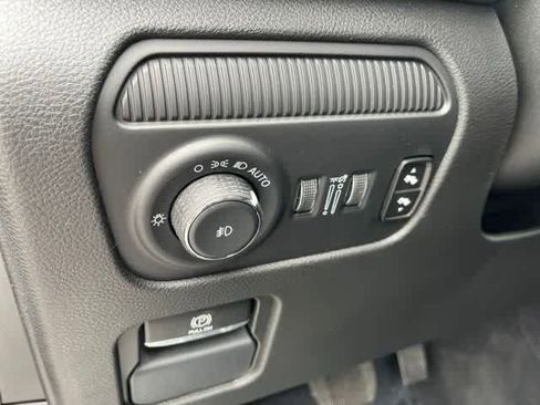 New 2024 Jeep Wagoneer Series II image 15