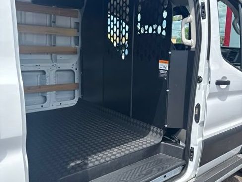 Used 2025 Ford Transit 250 Low Roof w/ Exterior Upgrade Package RWD image 16