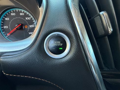 Used 2018 Chevrolet Traverse LS FWD image 15