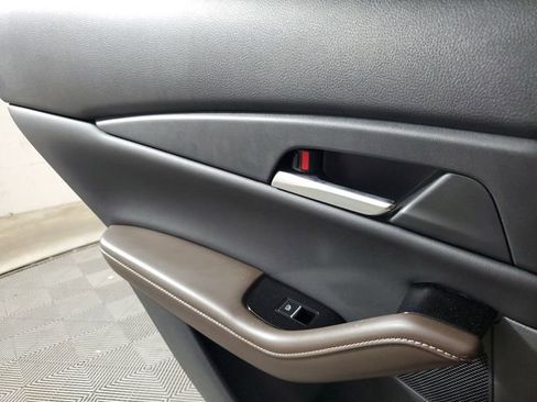 Certified 2025 MAZDA CX-30 AWD 2.5 S w/ Premium Package image 18