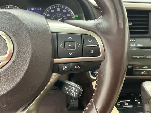 Used 2018 Lexus RX 450hL Premium image 9