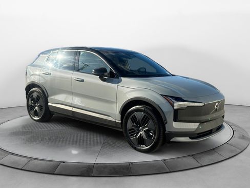 New 2026 Volvo EX30 Cross Country Ultra image 1