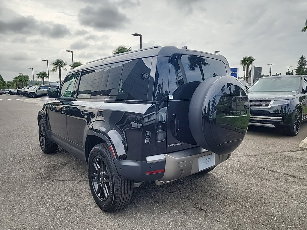 New 2026 Land Rover Defender 110 S AWD/4WD image 3