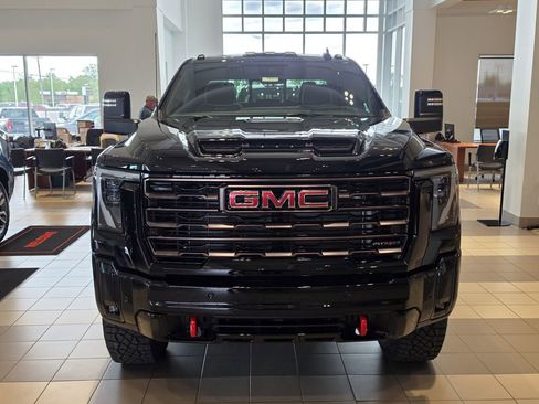 New 2026 GMC Sierra 2500 AT4X w/ LPO, Black Badging Package AWD/4WD image 4
