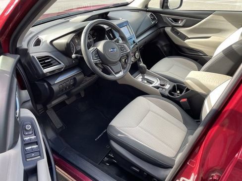 Used 2019 Subaru Forester Premium image 12