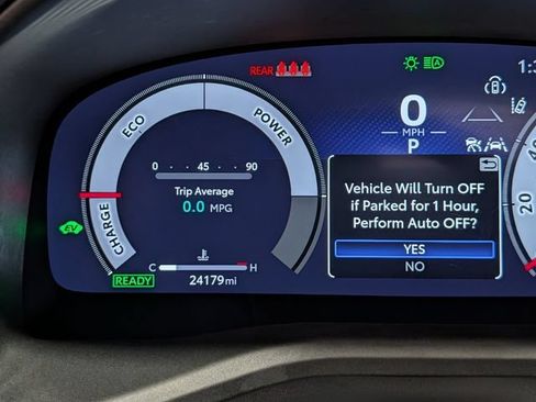 Used 2025 Toyota Camry XSE AWD/4WD image 18