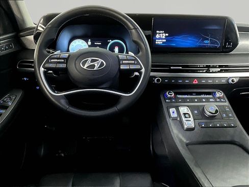 Used 2023 Hyundai Palisade Limited FWD image 8
