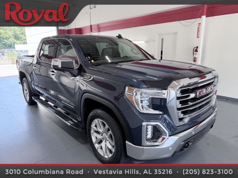 Used 2019 GMC Sierra 1500 SLT w/ SLT Premium Plus Package AWD/4WD image 3