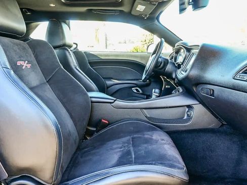 Used 2015 Dodge Challenger R/T Plus image 18