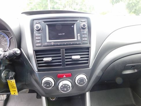 Used 2012 Subaru Forester 2.5X Limited AWD/4WD image 10