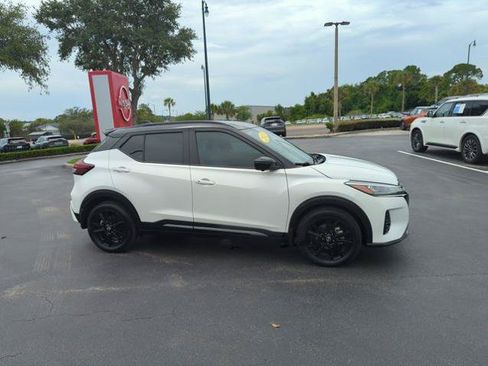 Certified 2023 Nissan Kicks SR w/ SR Premium Package FWD image 2