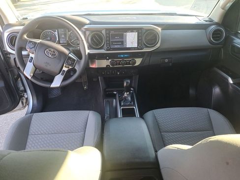 Used 2022 Toyota Tacoma SR5 image 15