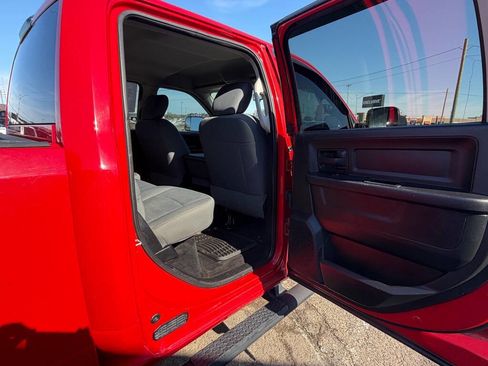 Used 2016 RAM 2500 Tradesman w/ Chrome Appearance Group AWD/4WD image 44