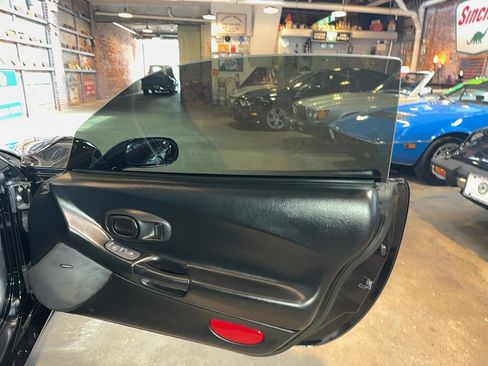 Used 1998 Chevrolet Corvette Convertible w/ Memory Pkg RWD image 64
