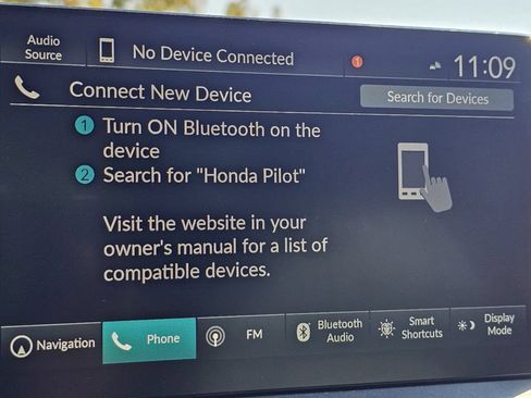 Used 2025 Honda Pilot Black Edition image 5