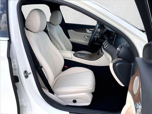 Certified 2022 Mercedes-Benz E 350 Sedan image 9