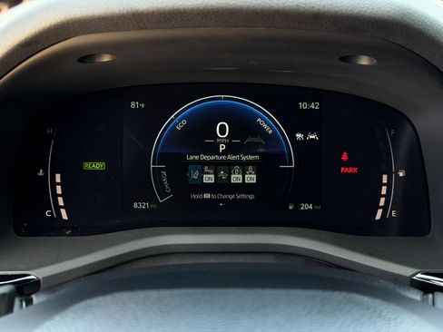 Used 2025 Toyota Camry SE w/ Multimedia Upgrade Package FWD image 22