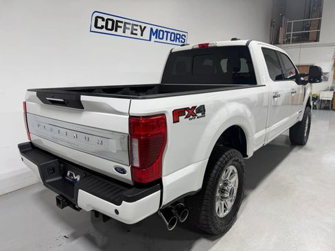 Used 2020 Ford F250 Platinum w/ FX4 Off-Road Package AWD/4WD image 6